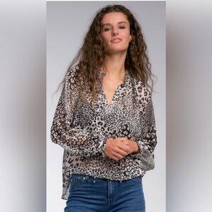 Elan Sheer Leopard Print Peasant Blouse Black & White Distressed Cuffs Sz Small